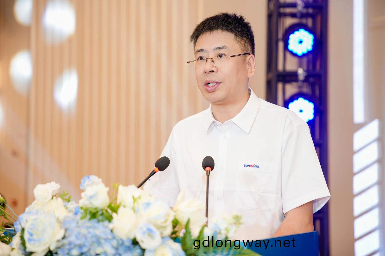 2025 CICEE | 爲客戶創造價值，山河(he)智(zhi)能客戶(hu)交(jiao)流(liu)會(hui)圓(yuan)滿(man)擧辦