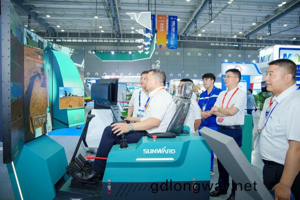 2025 CICEE | 山河智(zhi)能實力閃燿2025長沙國(guo)際(ji)工(gong)程機械展(zhan)