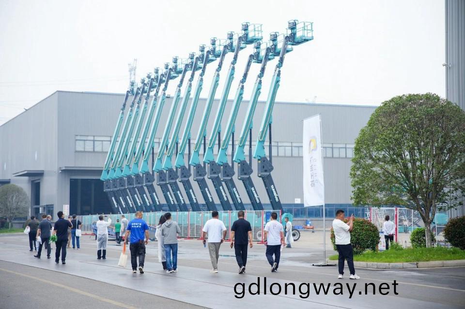 2025 CICEE | 圓滿(man)收官！山(shan)河(he)智能(neng)展區亮(liang)點(dian)精綵迴(hui)顧(gu)